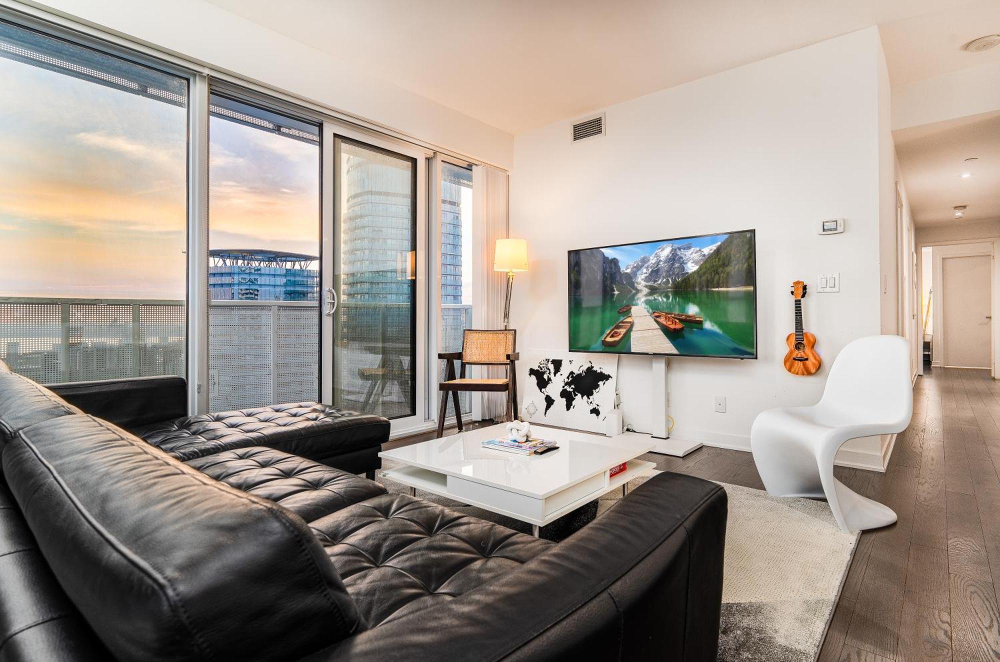 Presidential Suite Heart Of Downtown With Stunning View โตรอนโต ภายนอก รูปภาพ