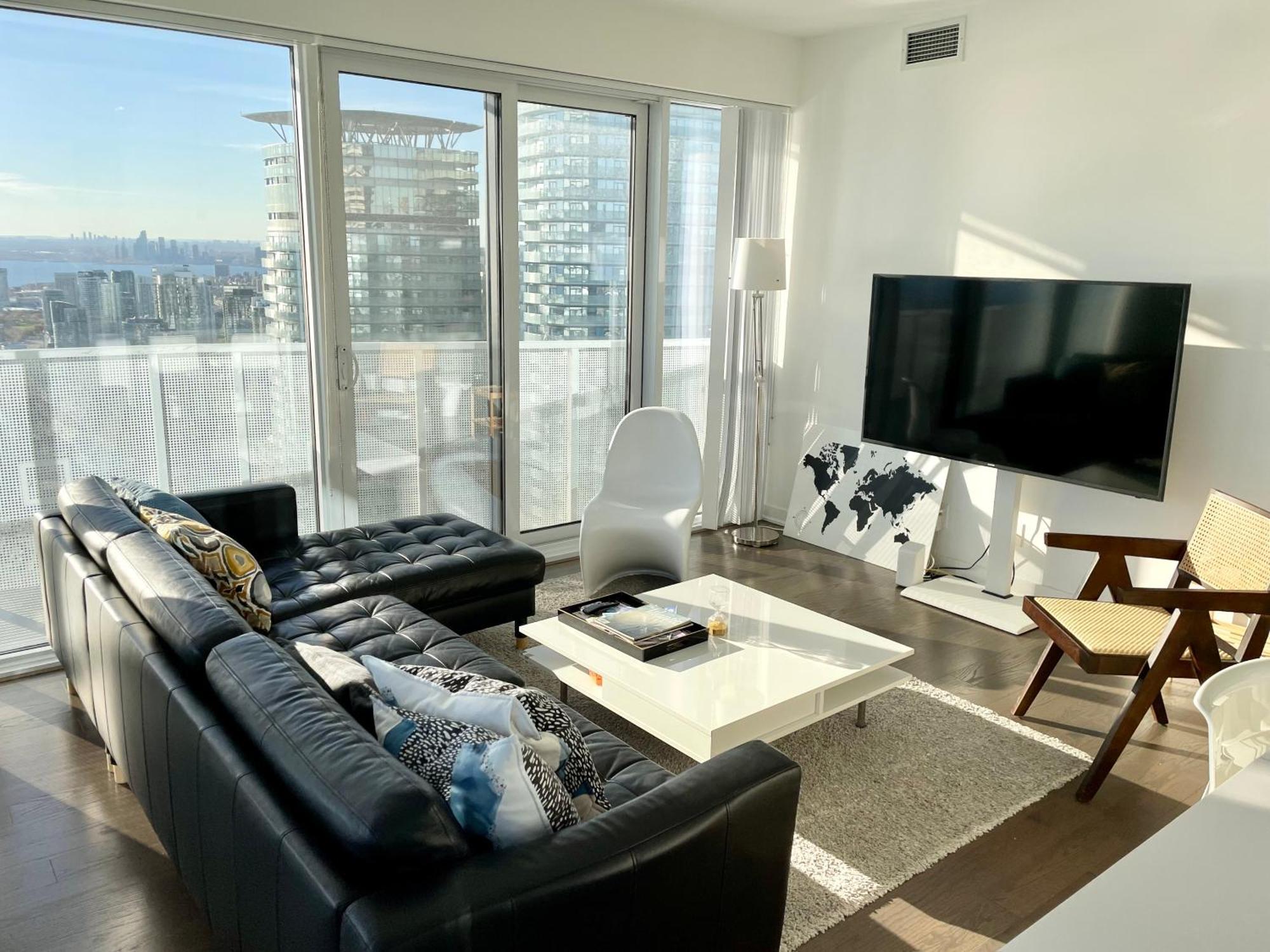 Presidential Suite Heart Of Downtown With Stunning View โตรอนโต ภายนอก รูปภาพ